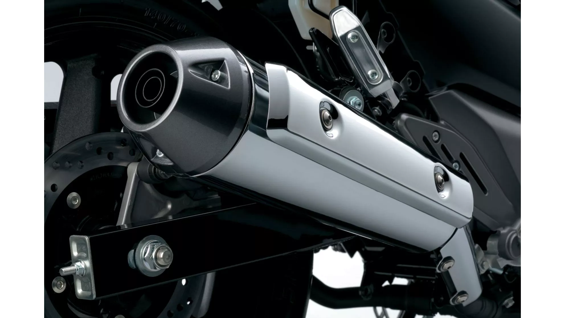 Suzuki GW250 Inazuma - Image 2 Suzuki GW250 Inazuma - Image 2