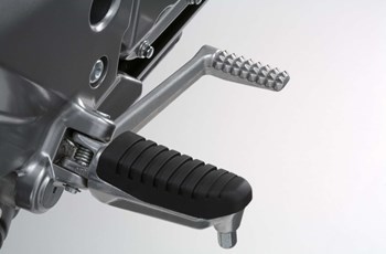 Suzuki GW250 Inazuma 2013 - Bild 10