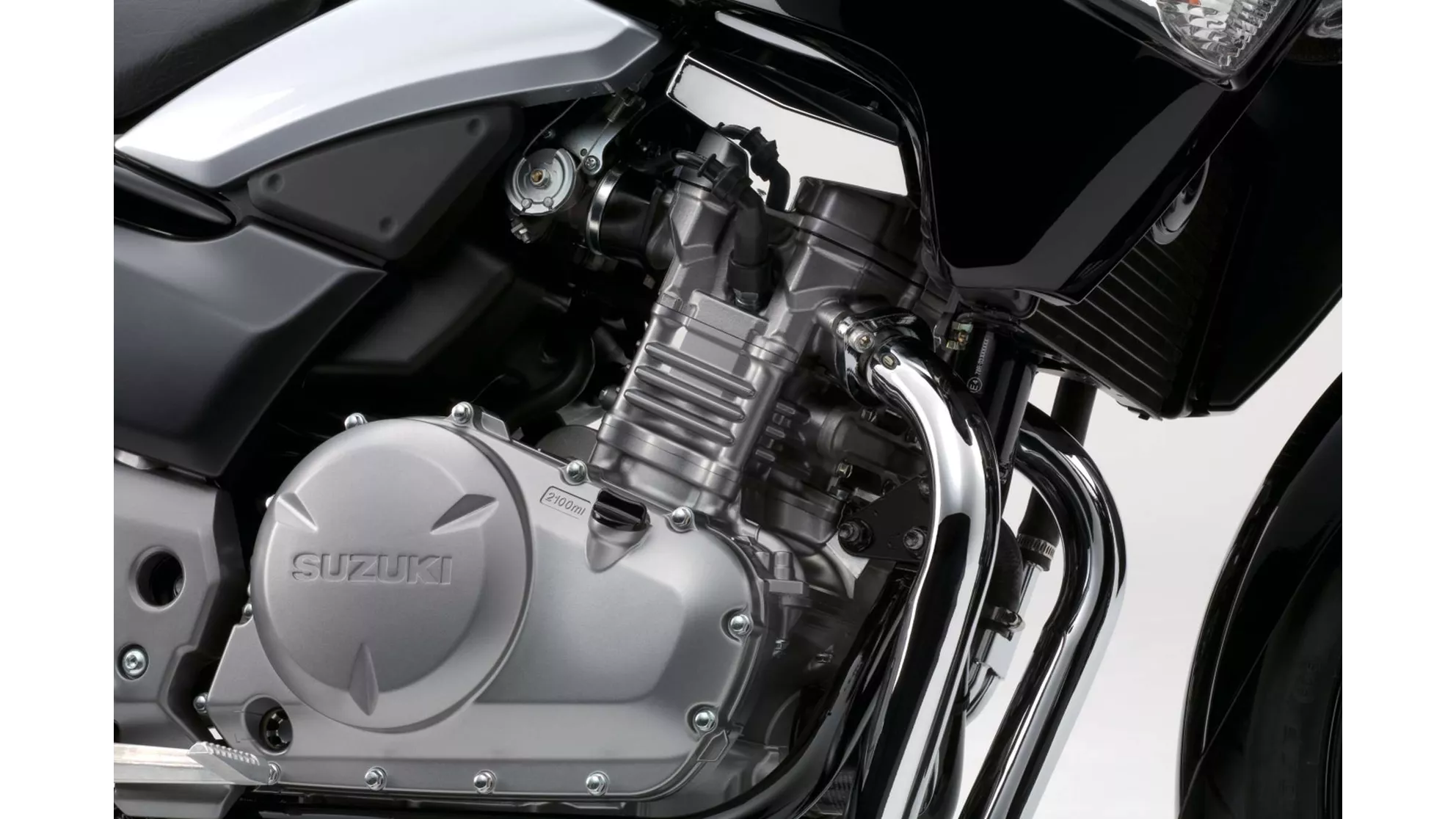 Suzuki GW250 Inazuma - Image 9 Suzuki GW250 Inazuma - Image 9