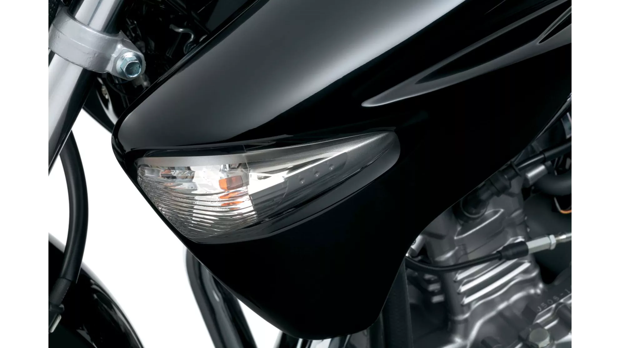 Suzuki GW250 Inazuma - Image 10 Suzuki GW250 Inazuma - Image 10