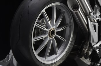 MV Agusta Brutale 1090 RR 2013 - Bild 13