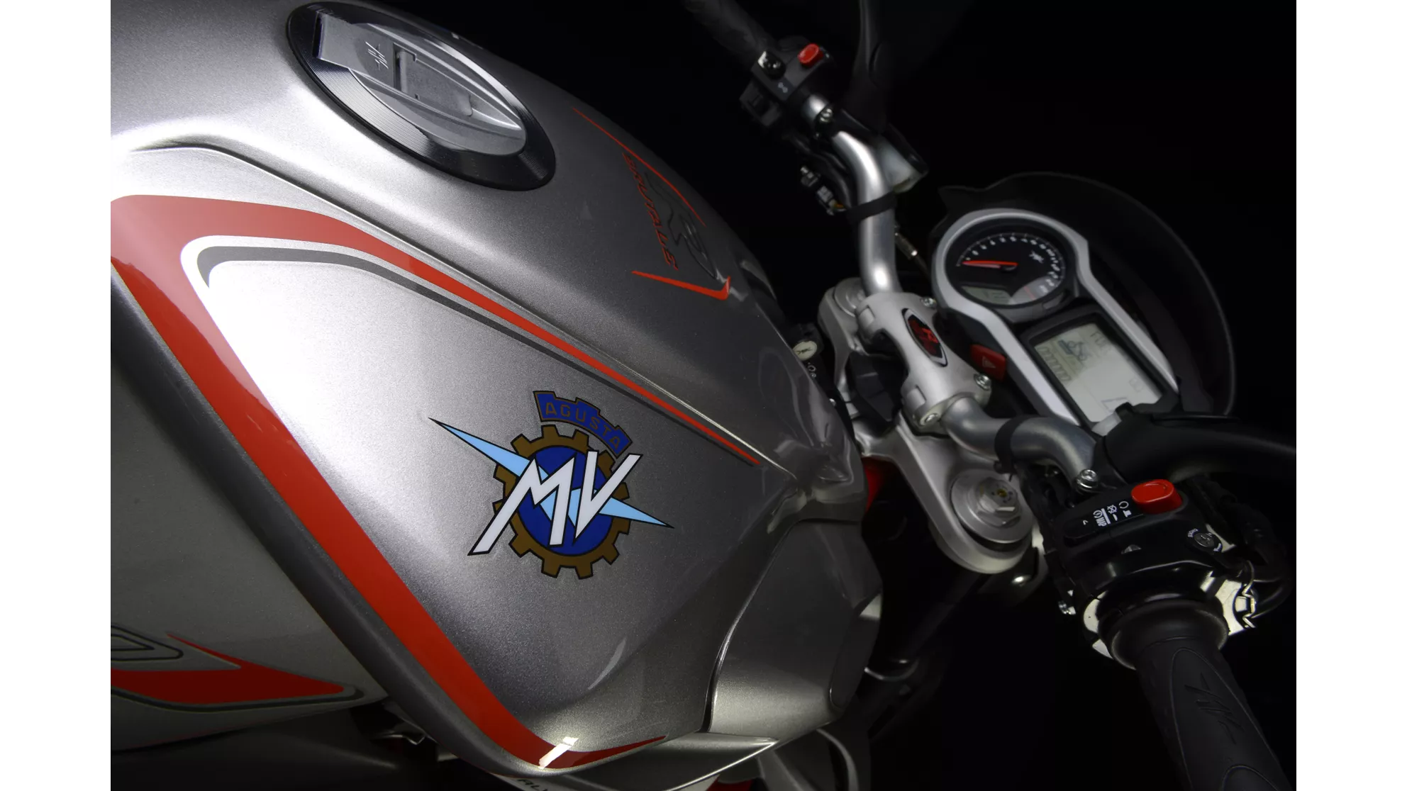 MV Agusta Brutale 1090 R - Image 1 MV Agusta Brutale 1090 R - Image 1