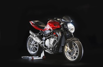 MV Agusta Brutale 1090 R 2013 - Bild 4 MV Agusta Brutale 1090 R 2013 - Bild 4