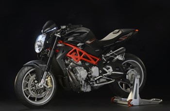 MV Agusta Brutale 1090 R 2013 - Bild 5 MV Agusta Brutale 1090 R 2013 - Bild 5
