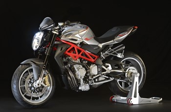 MV Agusta Brutale 1090 R 2013 - Bild 6 MV Agusta Brutale 1090 R 2013 - Bild 6