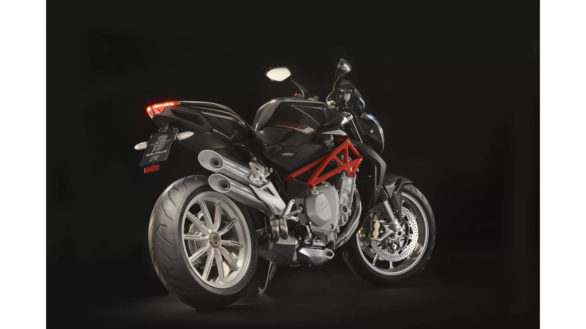 MV Agusta Brutale 1090 R - Image 5 MV Agusta Brutale 1090 R - Image 5