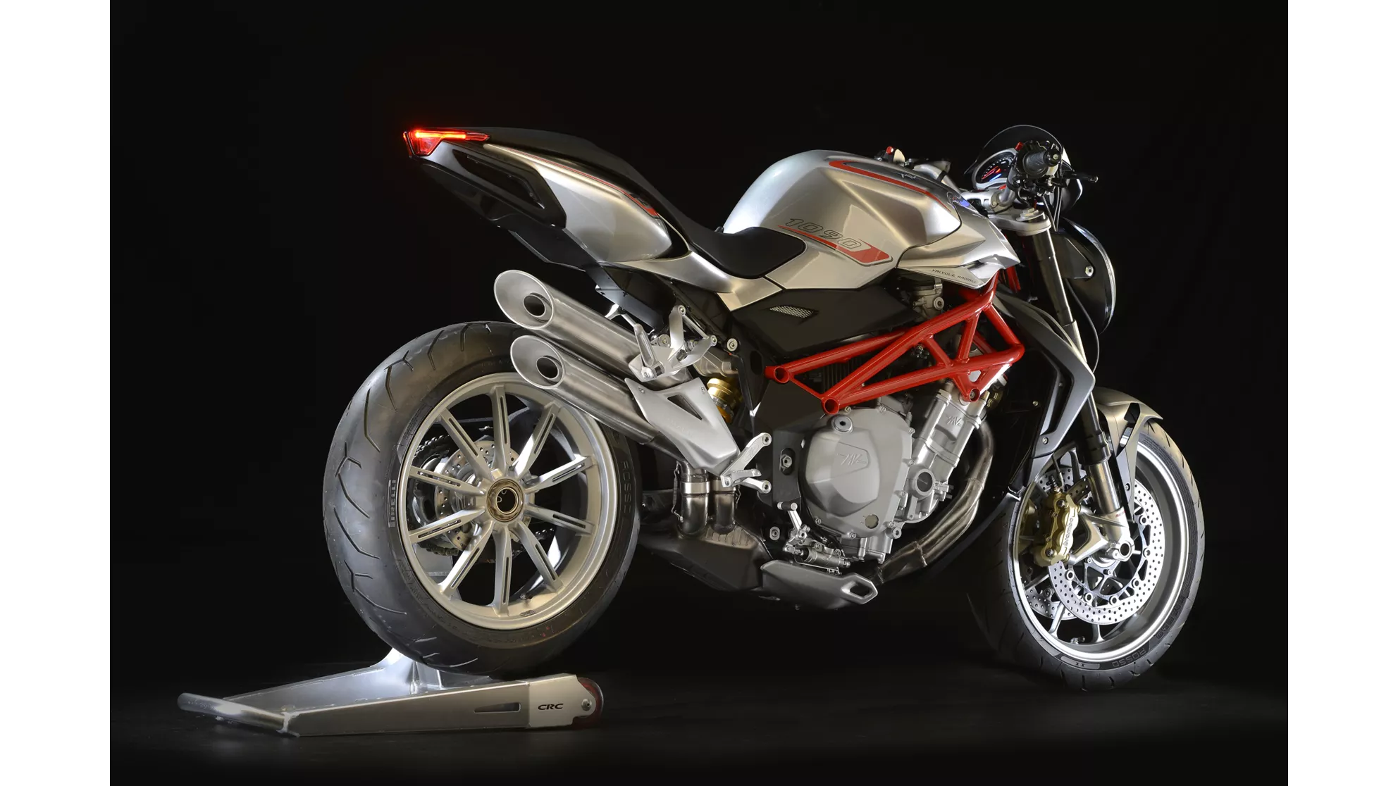 MV Agusta Brutale 1090 R - Image 6 MV Agusta Brutale 1090 R - Image 6