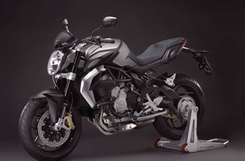 MV Agusta Brutale 675 2013 - Bild 5