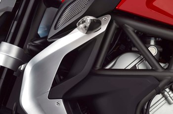 MV Agusta Brutale 675 2013 - Bild 12