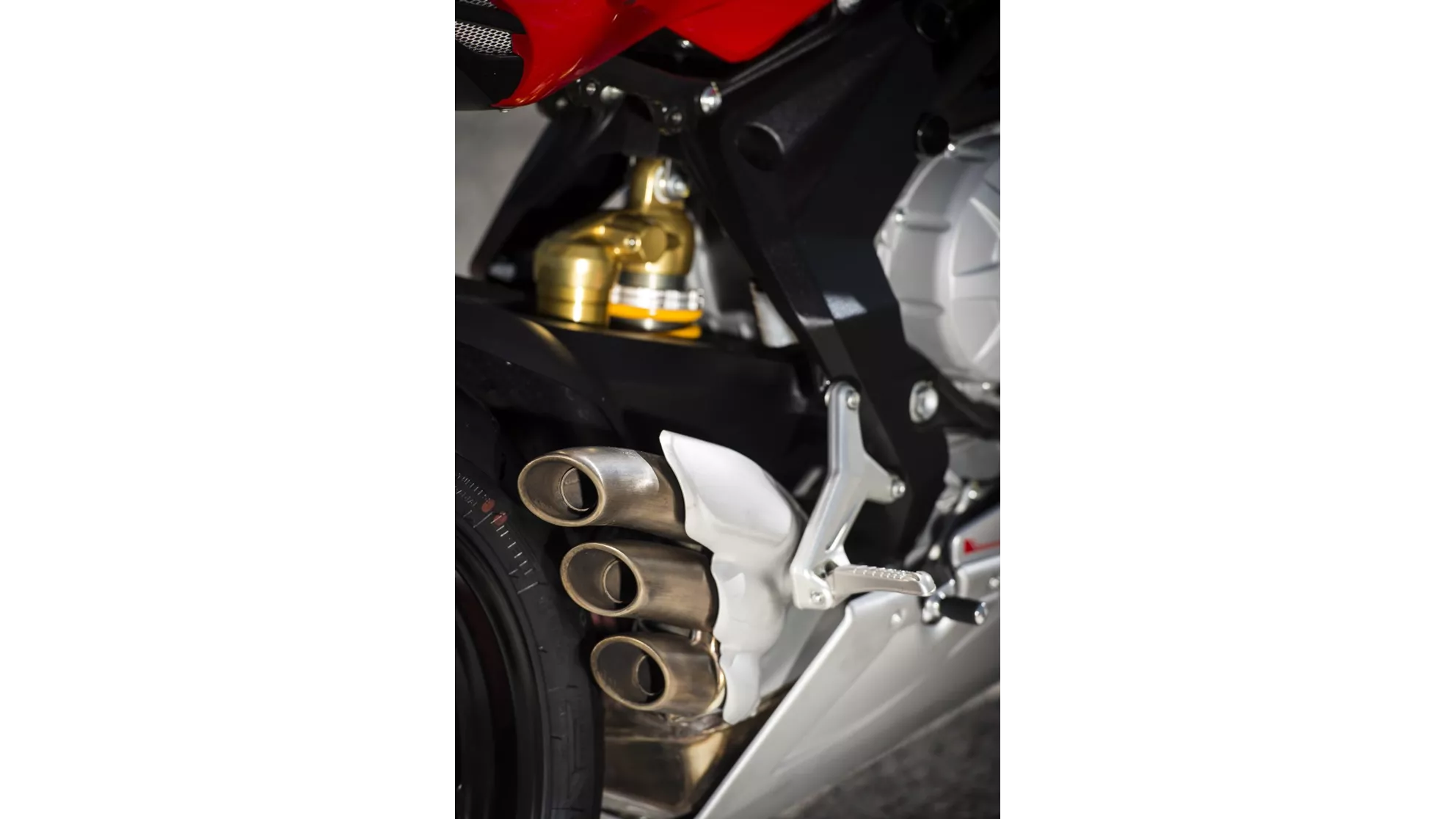 MV Agusta F3 800 - Image 2 MV Agusta F3 800 - Image 2