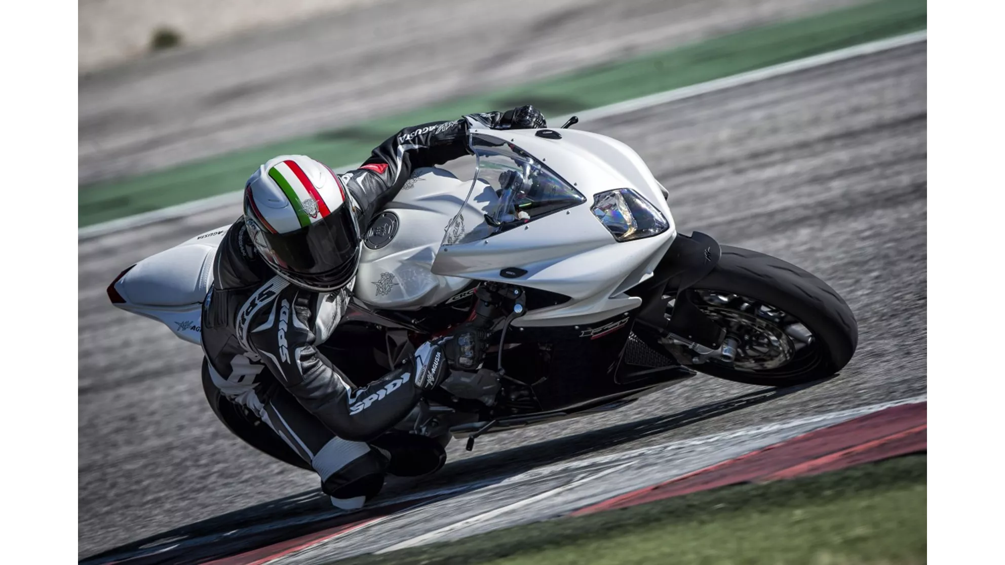 MV Agusta F3 800 - Image 6 MV Agusta F3 800 - Image 6