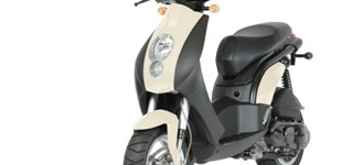 Peugeot Ludix 50 Trend 2013 vs Peugeot Kisbee 50 4T Black Edition 2021