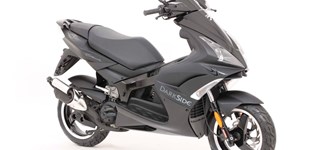 Peugeot Jet Force 50 Iceblade 2013 vs Peugeot Speedfight 4 50 4T 2020