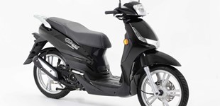 Vespa LX 50 2T 2013 vs Peugeot Tweet 50 2013