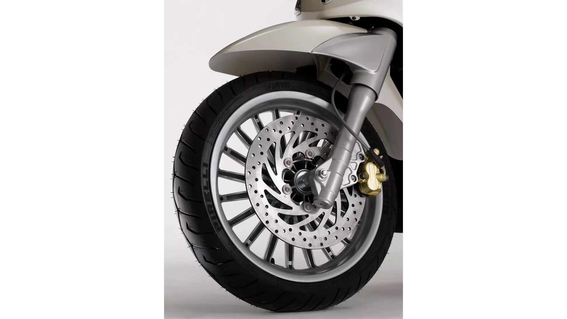 Piaggio Beverly 125 i.e. - Image 4 Piaggio Beverly 125 i.e. - Image 4