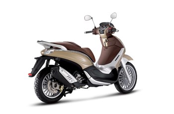 Piaggio Beverly 300 i.e. 2013 - Bild 3 Piaggio Beverly 300 i.e. 2013 - Bild 3