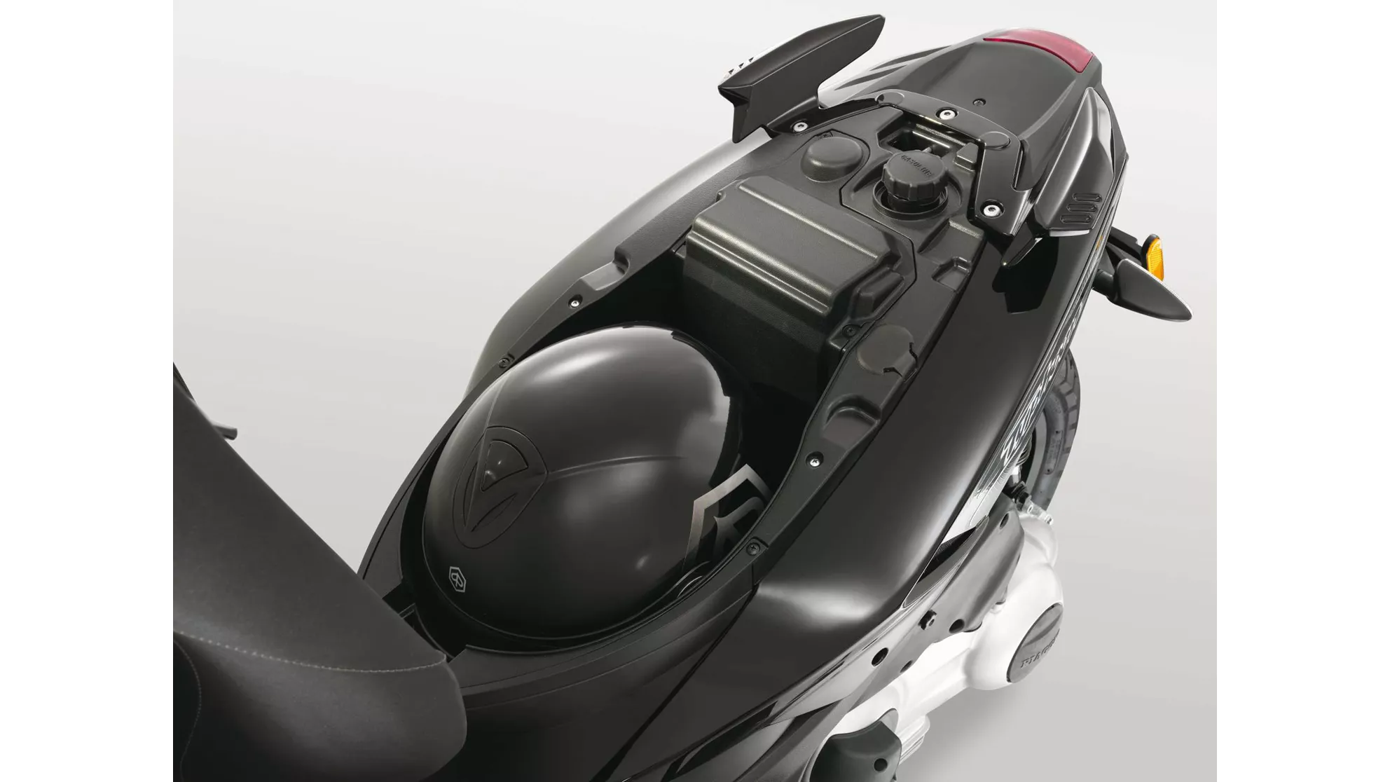 Piaggio Typhoon Sport 125 - Image 5 Piaggio Typhoon Sport 125 - Image 5