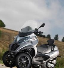 Piaggio MP3 500ie LT Sport 2013 - Bild 3 Piaggio MP3 500ie LT Sport 2013 - Bild 3