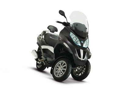 Piaggio MP3 Touring 300 LT 2013 Piaggio MP3 Touring 300 LT 2013