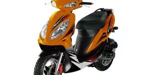 Sym Jet Euro X 50 2013 vs Peugeot Kisbee 50 4T 2013