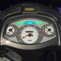 Sym HD 125 EVO 2013 - Bild 4 Sym HD 125 EVO 2013 - Bild 4