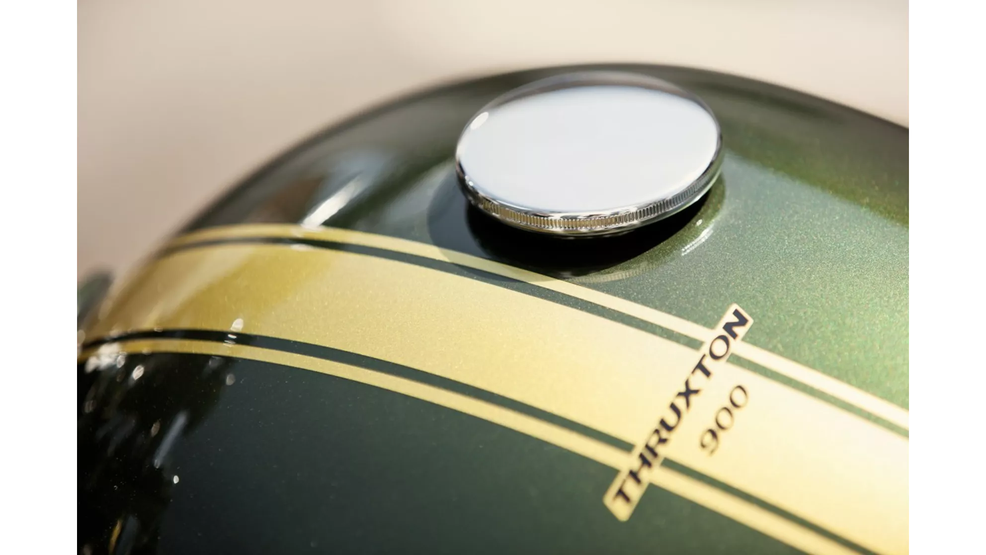 Triumph Thruxton - Image 4 Triumph Thruxton - Image 4