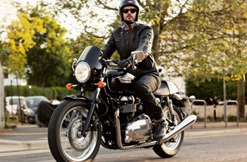 Triumph Thruxton 2013 - Bild 7 Triumph Thruxton 2013 - Bild 7