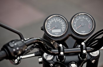 Triumph Bonneville T100 2013 - Bild 3 Triumph Bonneville T100 2013 - Bild 3