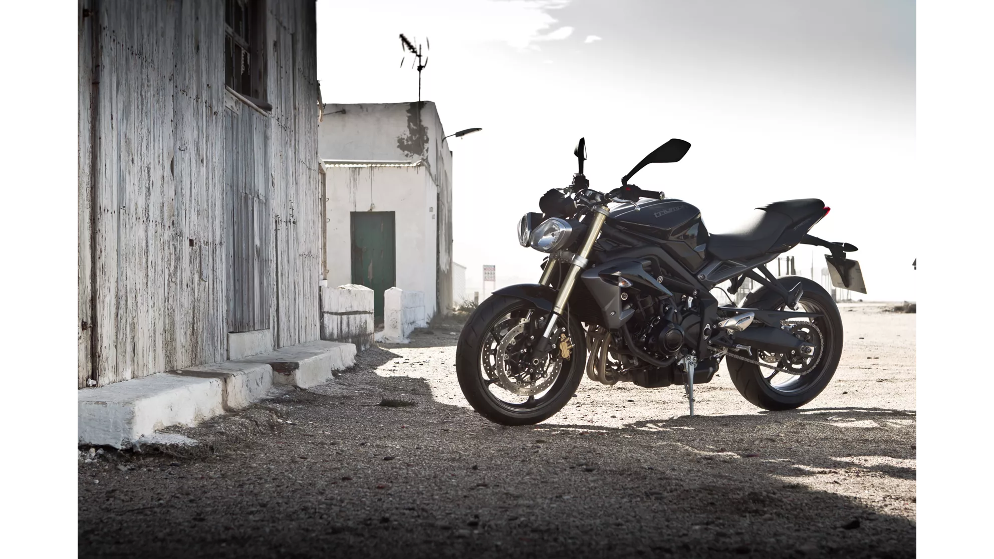 Triumph Street Triple - Image 2 Triumph Street Triple - Image 2