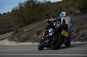 Triumph Street Triple 675 R 2013 - Bild 8 Triumph Street Triple 675 R 2013 - Bild 8