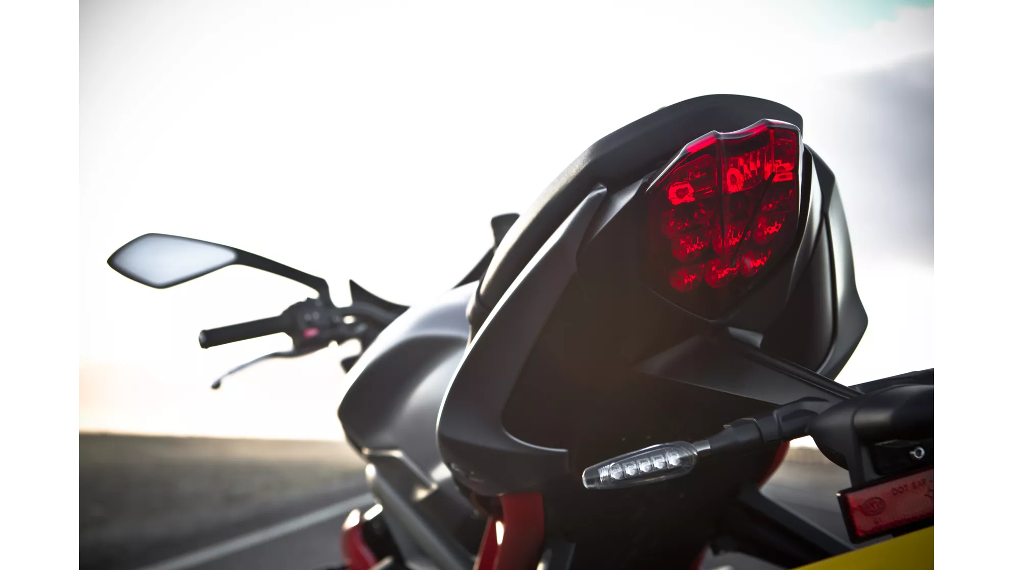 Triumph Street Triple 675 R - Image 6 Triumph Street Triple 675 R - Image 6