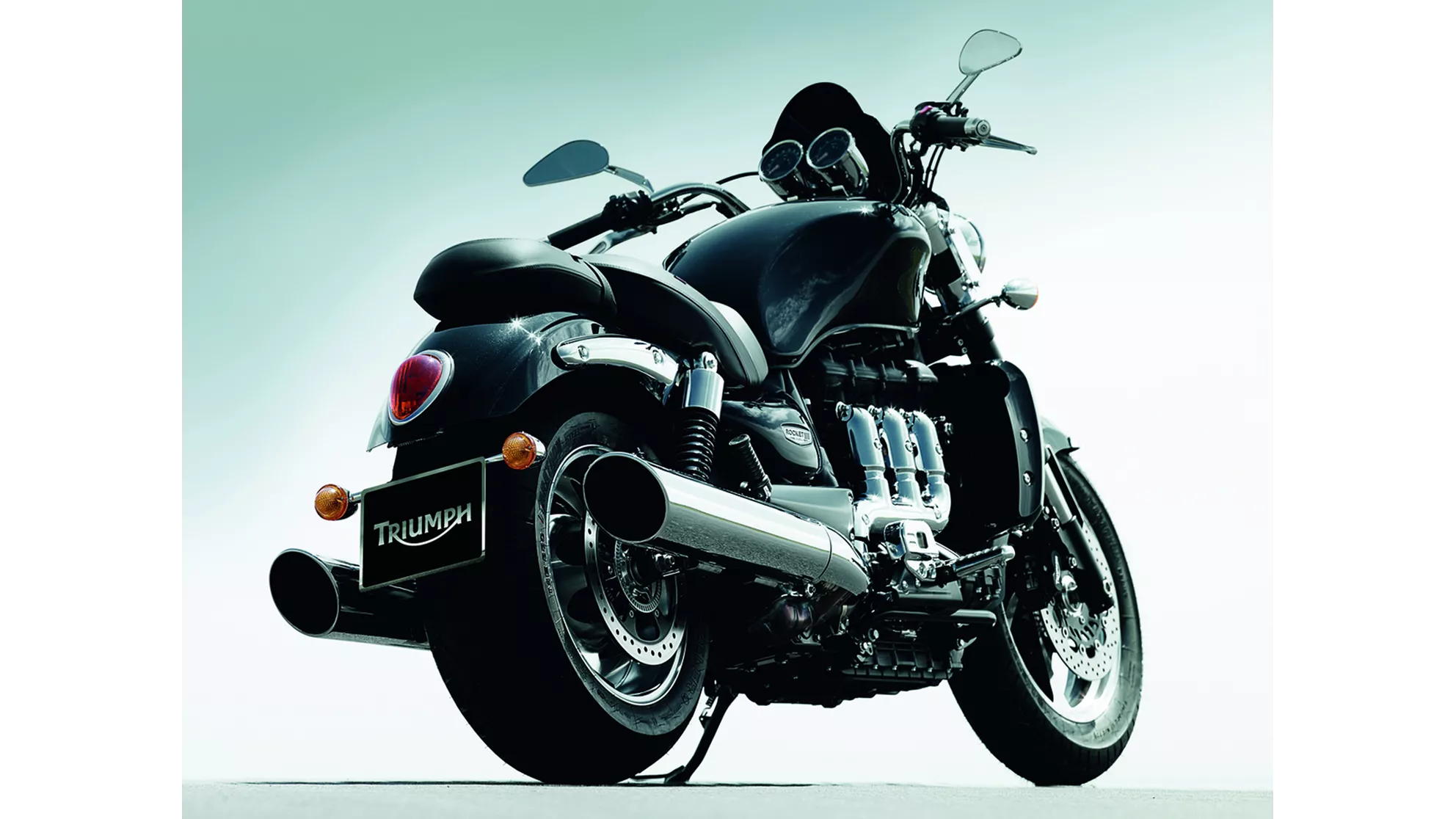 Triumph Rocket III Roadster - Image 4 Triumph Rocket III Roadster - Image 4