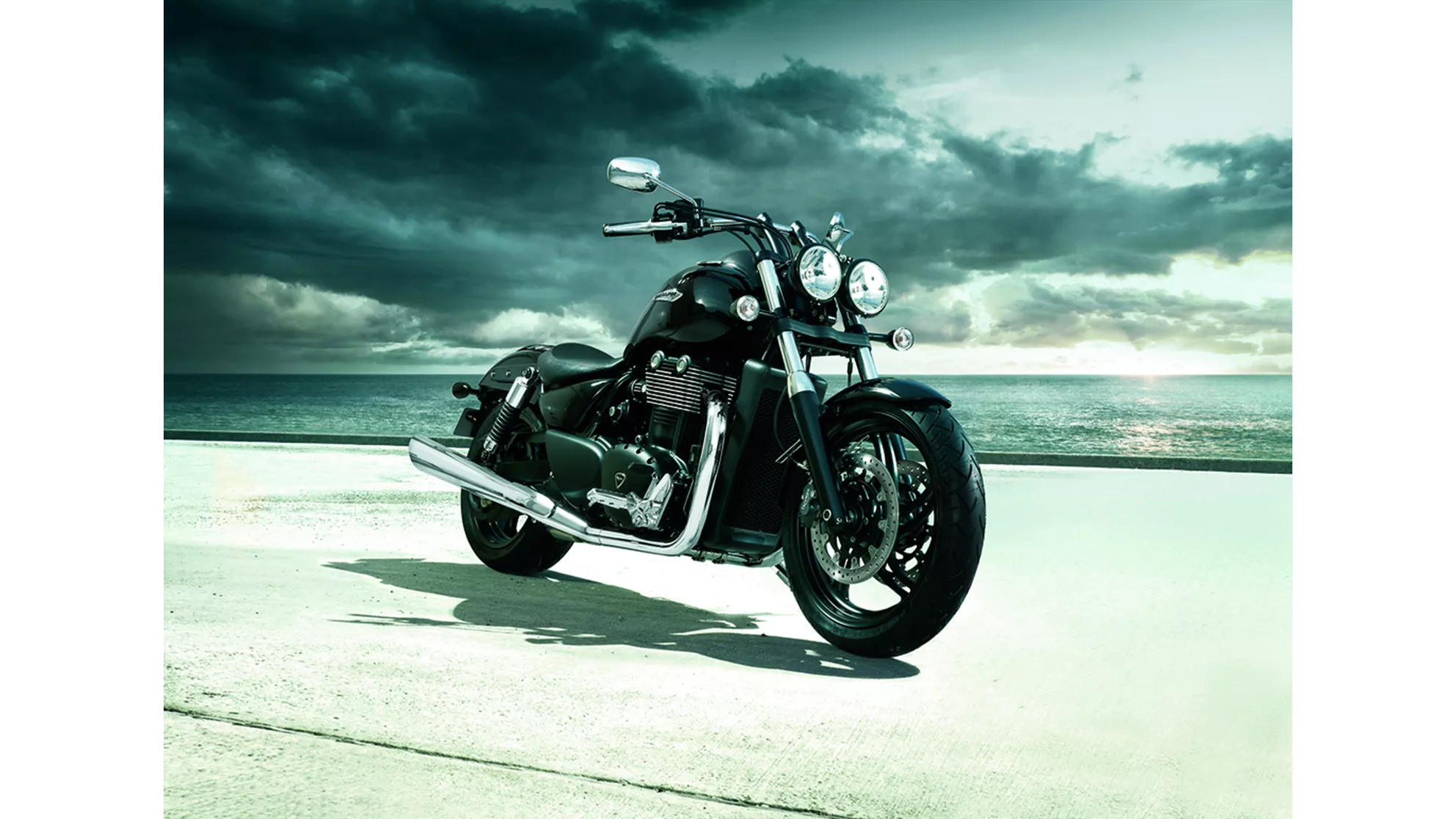 Triumph Thunderbird Storm - Image 3 Triumph Thunderbird Storm - Image 3