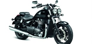 Triumph Thunderbird Storm 2013 vs Honda VTX 1800 2005