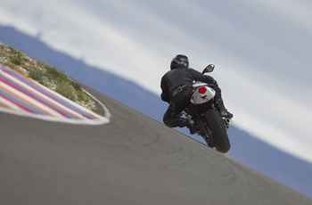 Triumph Daytona 675 R 2013 - Bild 11 Triumph Daytona 675 R 2013 - Bild 11