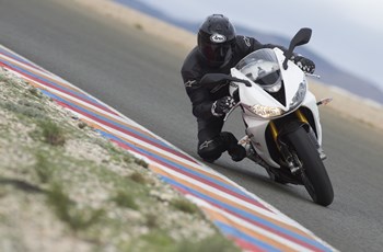 Triumph Daytona 675 R 2013 - Bild 12 Triumph Daytona 675 R 2013 - Bild 12