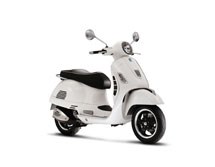 Vespa GTS 300 i.e. Super 2013 - Bild 4 Vespa GTS 300 i.e. Super 2013 - Bild 4