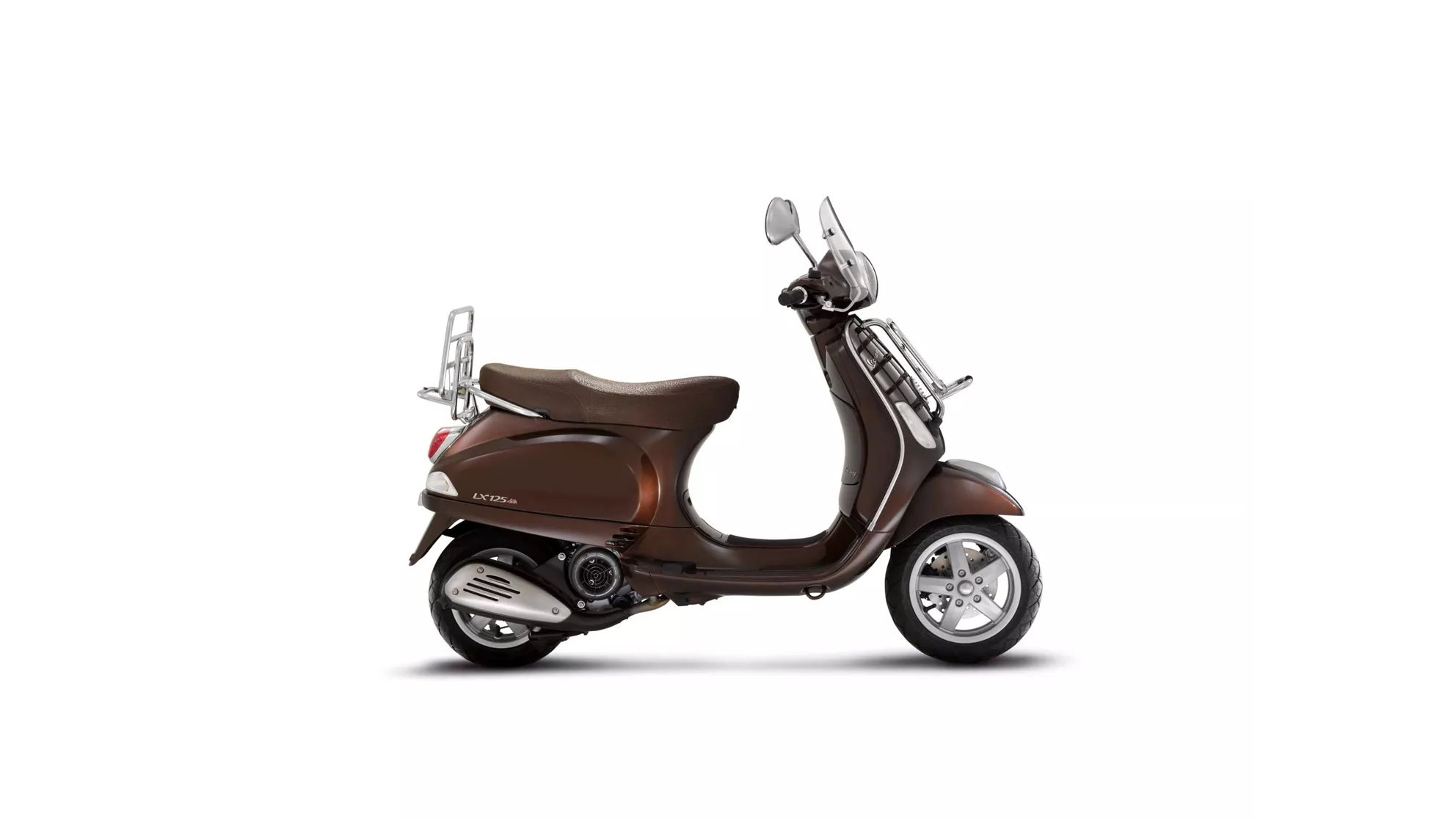 Vespa LX 50 2T Touring - Image 1 Vespa LX 50 2T Touring - Image 1