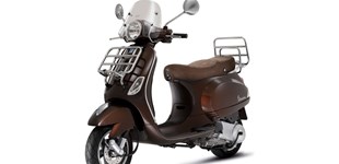 Vespa Sprint 50 S 2020 vs Vespa LX 50 2T Touring 2013