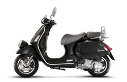 Vespa GTV Via Montenapoleone SE 2013