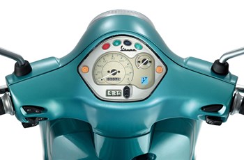 Vespa LXV 125 ie Vie della Moda 2013 - Bild 6