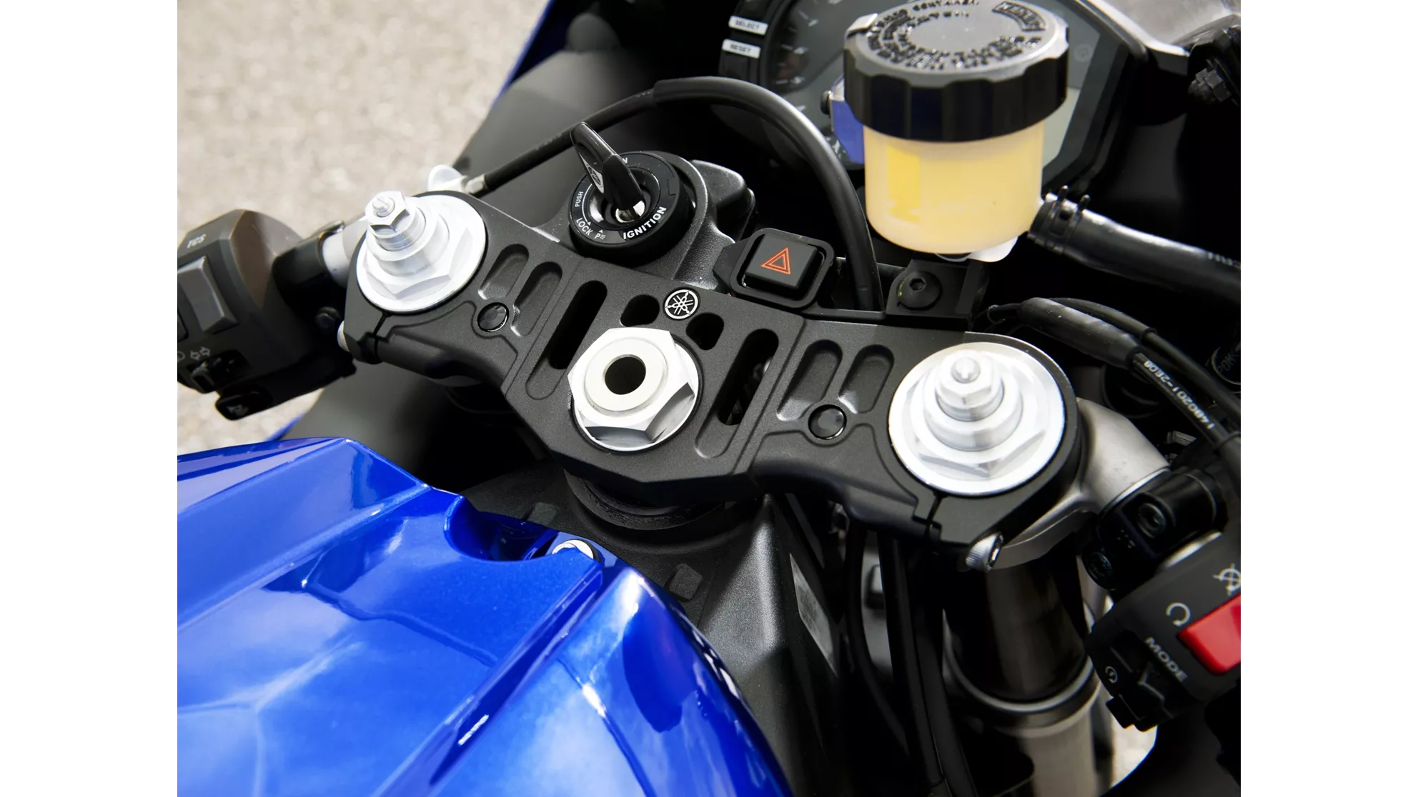 Yamaha R1 - Image 9 Yamaha R1 - Image 9