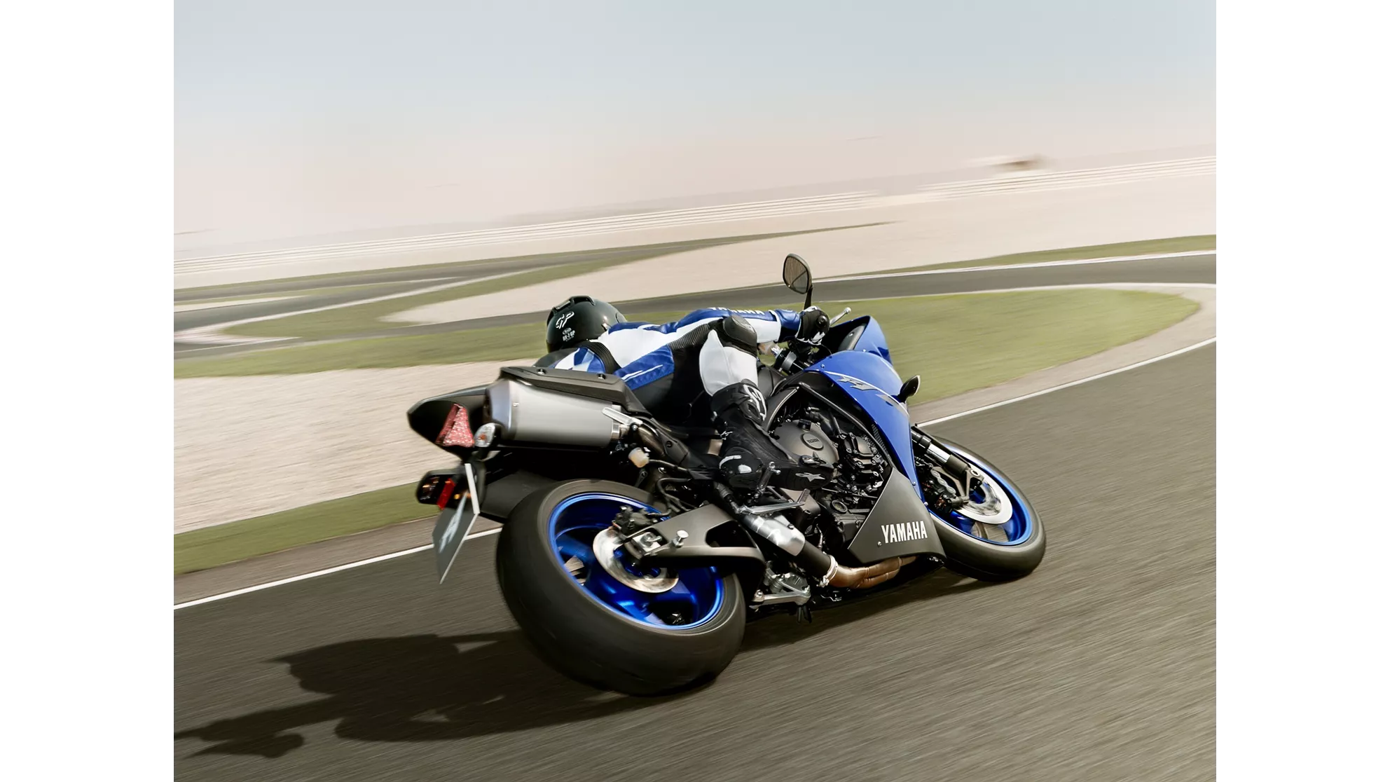 Yamaha R1 - Image 11 Yamaha R1 - Image 11