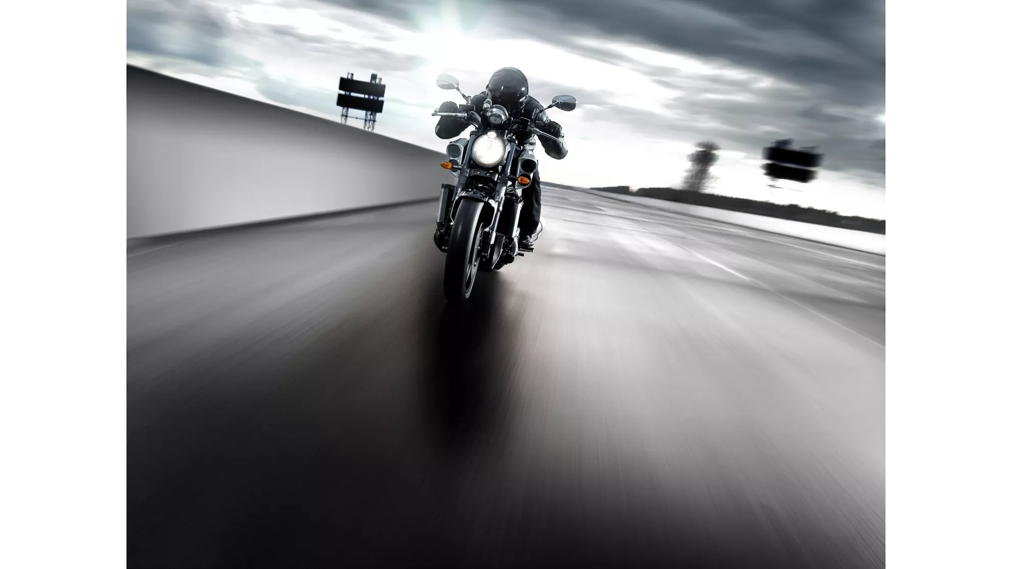 Yamaha V-MAX - Image 7 Yamaha V-MAX - Image 7