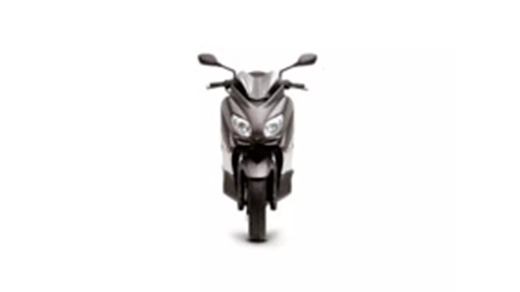 Yamaha X-Max 250 Sport - Image 4 Yamaha X-Max 250 Sport - Image 4