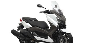 Piaggio Beverly 300 i.e. 2016 vs Yamaha XMAX 400 2013