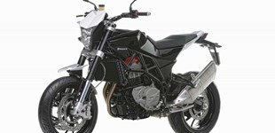 Husqvarna Nuda 900 2013 vs BMW F 800 GS 2016