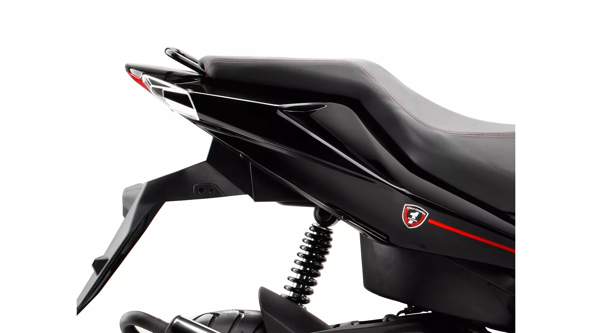 Derbi GP1 125 Low Seat - Image 1 Derbi GP1 125 Low Seat - Image 1