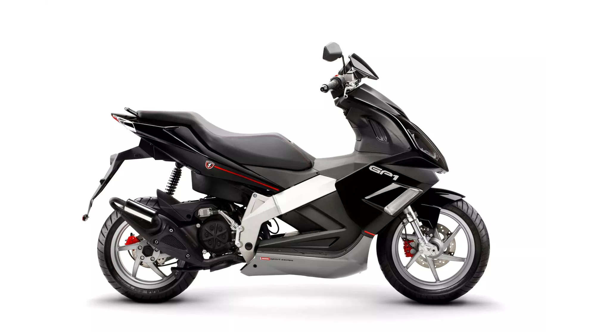 Derbi GP1 125 Low Seat - Image 5 Derbi GP1 125 Low Seat - Image 5