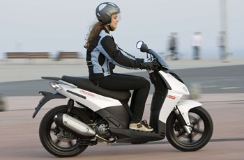 Derbi Rambla 300 i.e. 2013 - Bild 3